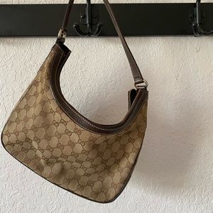 vintage gucci bag!